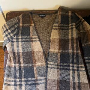 Cute fall plaid cardigan, size large from Fortune and Ivy